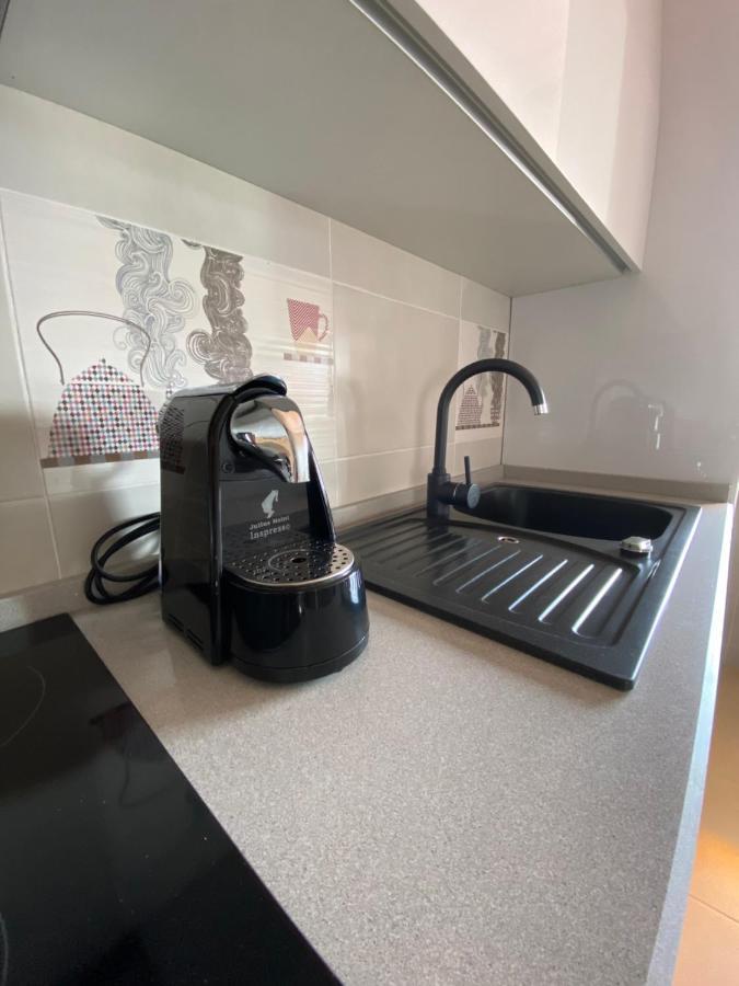 Dora City Apartament Apartment Клуж-Напока Екстериор снимка