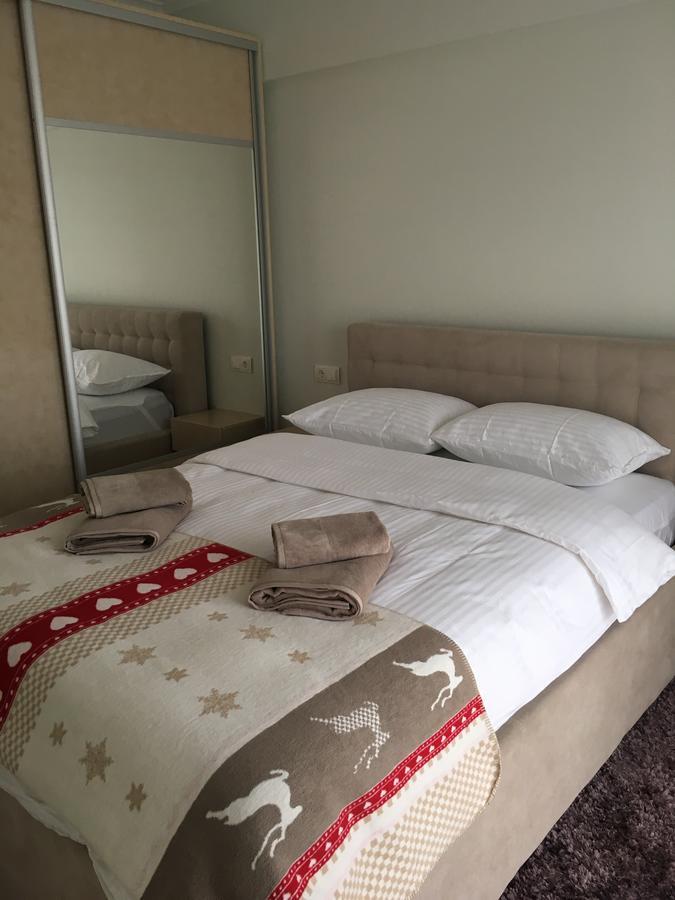 Dora City Apartament Apartment Клуж-Напока Екстериор снимка