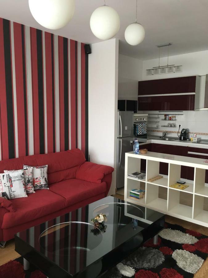 Dora City Apartament Apartment Клуж-Напока Екстериор снимка